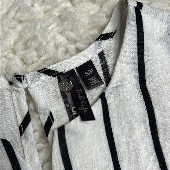 Orb Life Sleeveless Tank Top Grey and White Striped Dress Lightweight Summer A17 - Picture 3 of 8